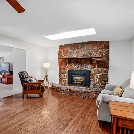 Captivating Continental Country Club Retreat With 4 Bdr And Spacious Deck! Flagstaff Exterior photo