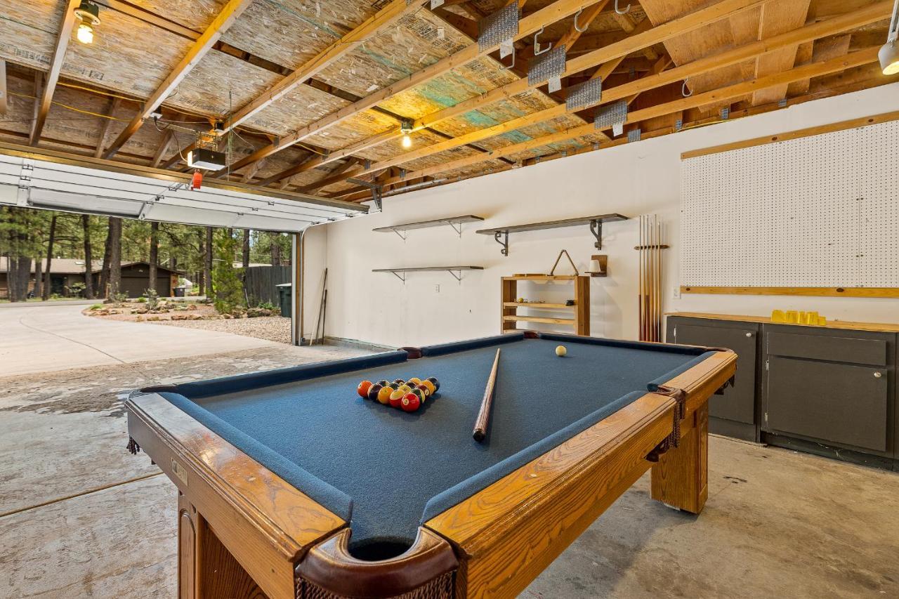 Hébergement de vacances Captivating Continental Country Club Retreat With 4 Bdr And Spacious Deck!