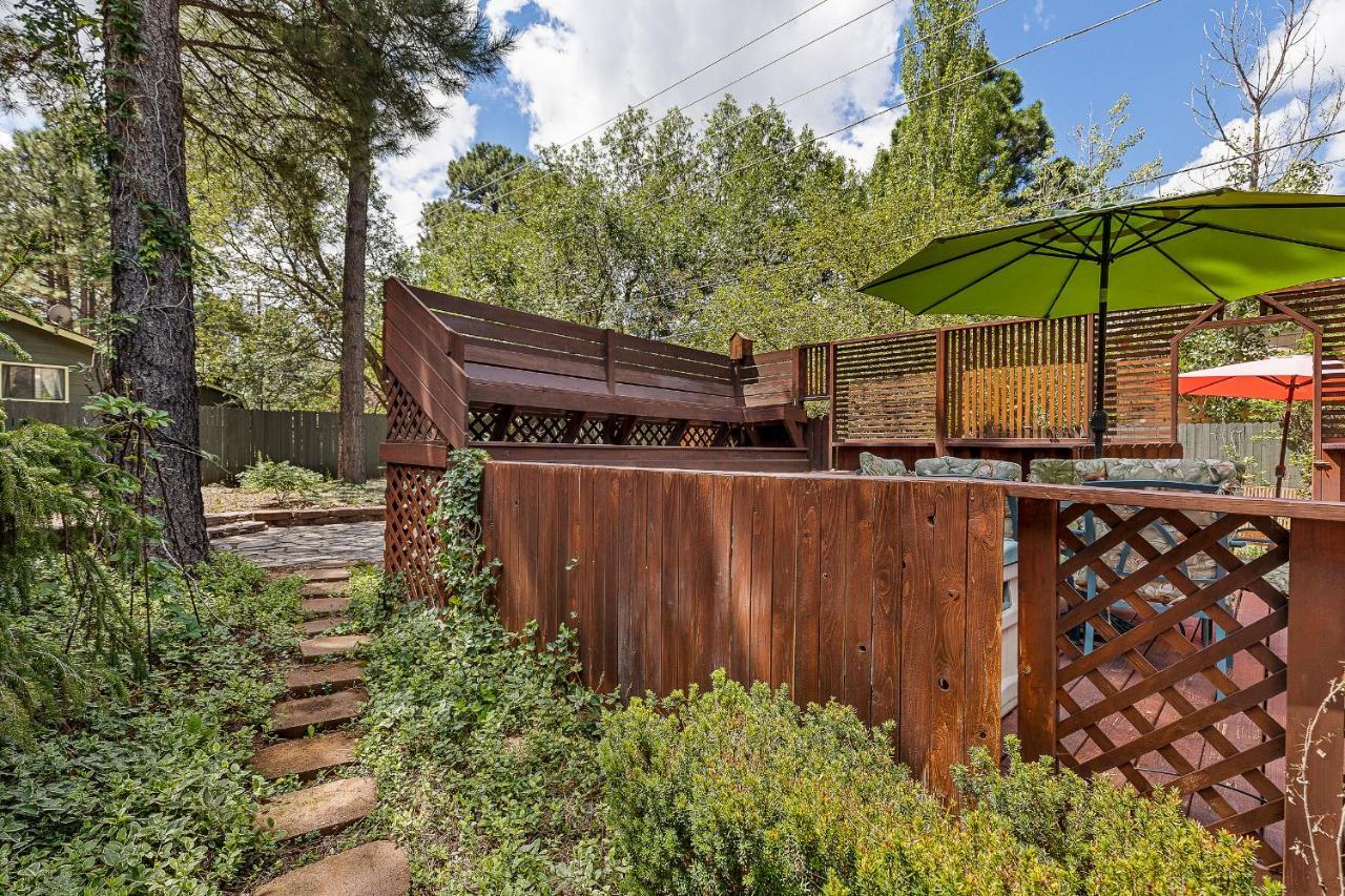 Hébergement de vacances Captivating Continental Country Club Retreat With 4 Bdr And Spacious Deck! *