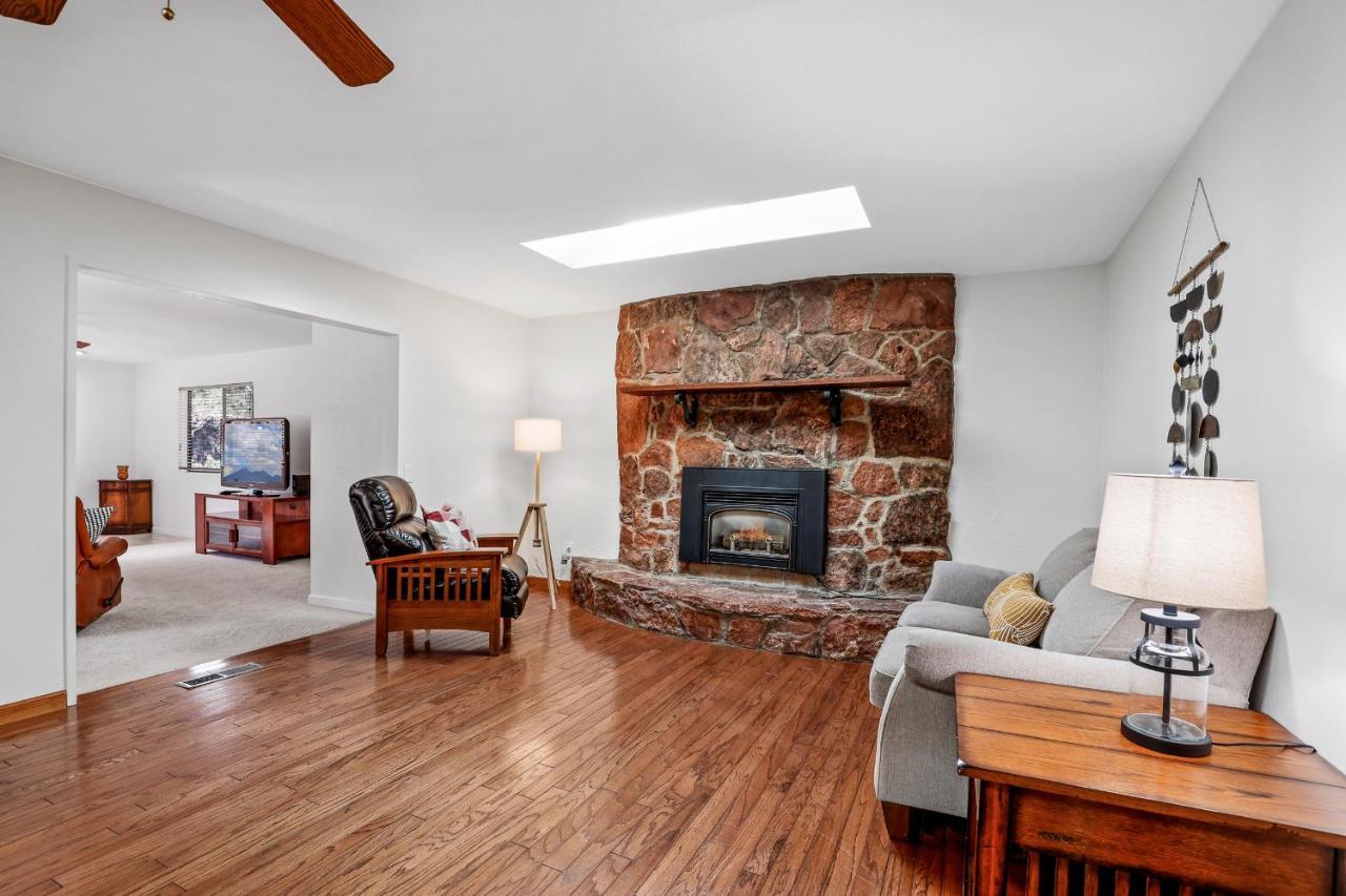 Hébergement de vacances Captivating Continental Country Club Retreat With 4 Bdr And Spacious Deck! Flagstaff