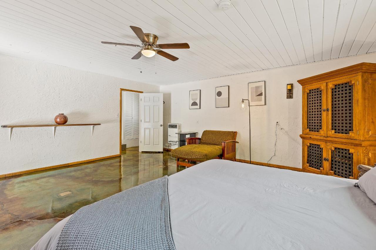 Hébergement de vacances Captivating Continental Country Club Retreat With 4 Bdr And Spacious Deck! Flagstaff